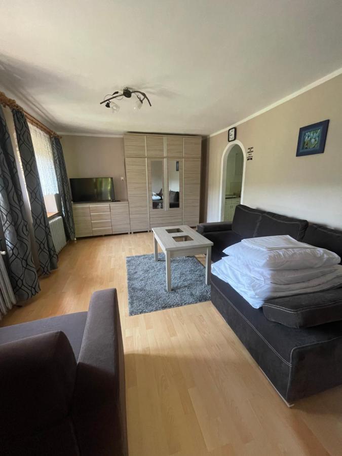 Apartamento Pod Piekielkiem Szczytna Exterior foto